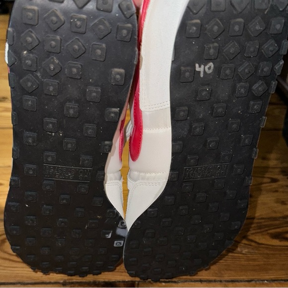 Shoes - Picture 3 of 7